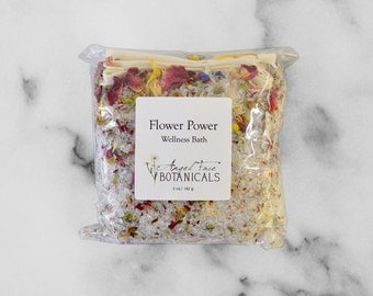 Flower Power Organic Bath Salts 5 oz - Feminine Wellness Bath Infused with Reiki - Vegan and Fabulous - Bathe in Flowers
