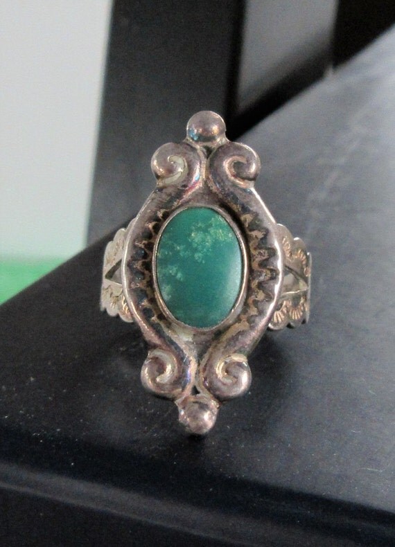 Vintage Adjustable Navajo Pawn Sterling Silver Turquoise Ring