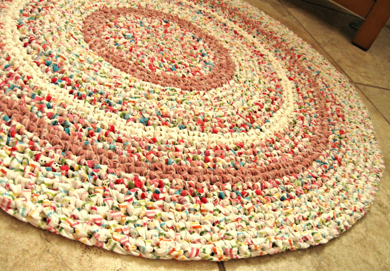 Cottage chic. Crochet rag rug round pink white multi eco