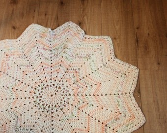 Peachy vintage star fish afghan