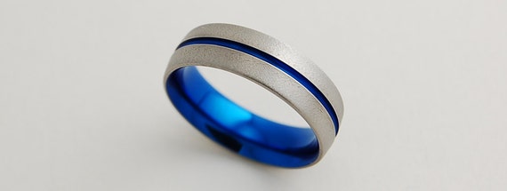 titanium comfort-fit wedding ring