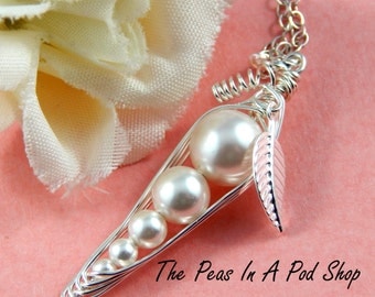 Peas In A Pod - Five Peas In A Pod Necklace. For Moms Friends Or Sisters Choose Your Swarovski Pearls