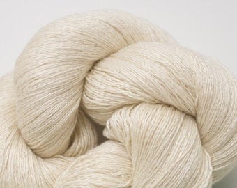 Eggshell White Silk Cashmere Lace Weight Recycled Yarn, SCH00098