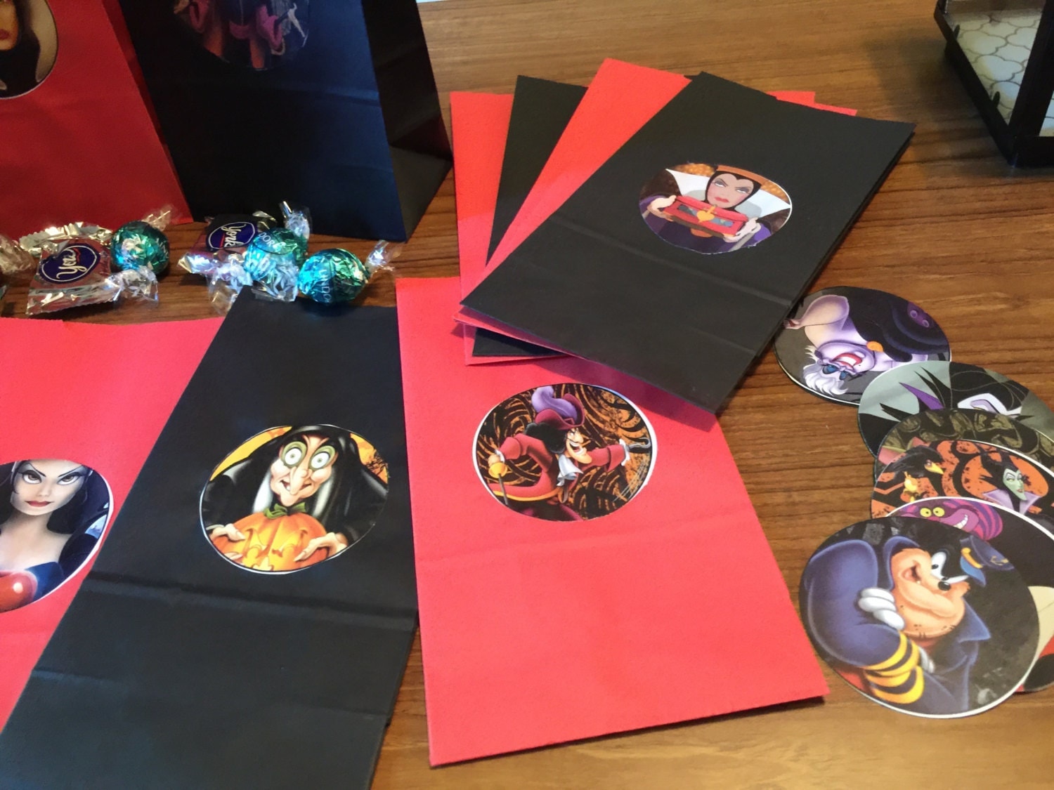 12 Disney Villains party favor bags treat bags by sweetclicks