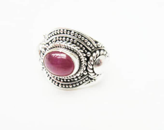 Sterling ring - Red Chalcedony Gemstone - size 6 Boho Silver setting