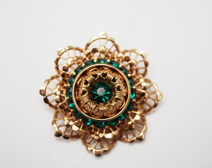 Green Rhinestone Floral Brooch - Gold Filigree - mid century - flower Atomic pin