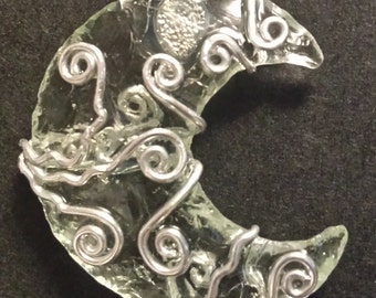 Glass Moon L necklace