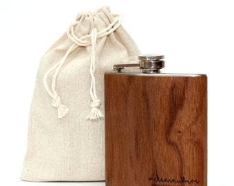 Gift bag, linen bag and funnel (Flask not included)