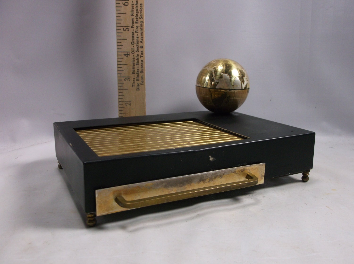 Cigarette Dispenser Music Box Don Draper Smoking Vintage