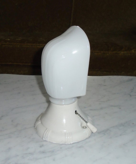 Antique Art Deco Pull String Porcelain Bathroom Wall Mount