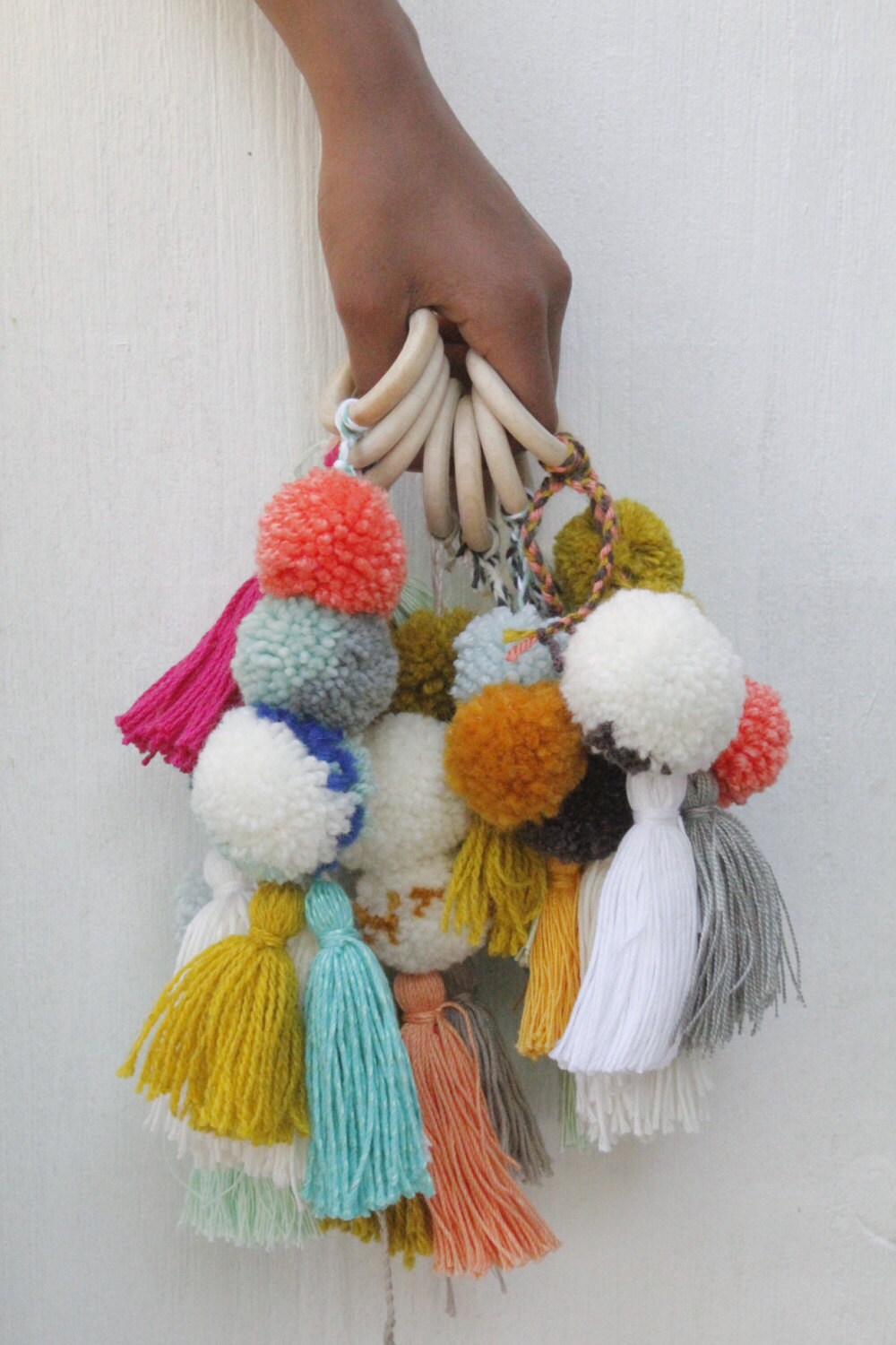 Pom Pom And Tassels Clusters 0546