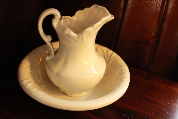 White Pitcher and Basin Bowl. Antique Wash Bowl and Pitcher