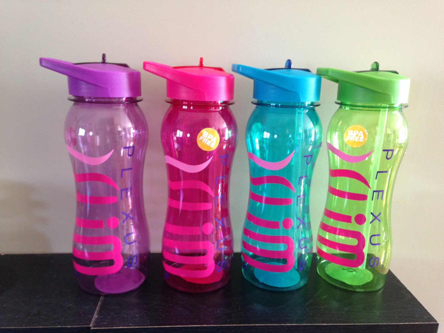 Plexus Slim 25 oz Water Bottle with Flip Top