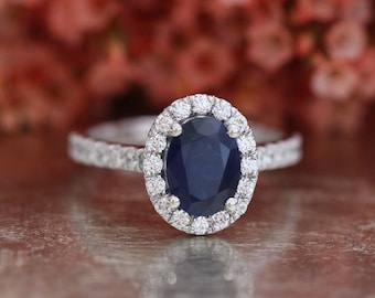 Natural Blue Sapphire Engagement Ring Halo Diamond Ring in 14k White Gold 8x6mm Oval Cut Sapphire Ring (Bridal Wedding Ring Set Available)