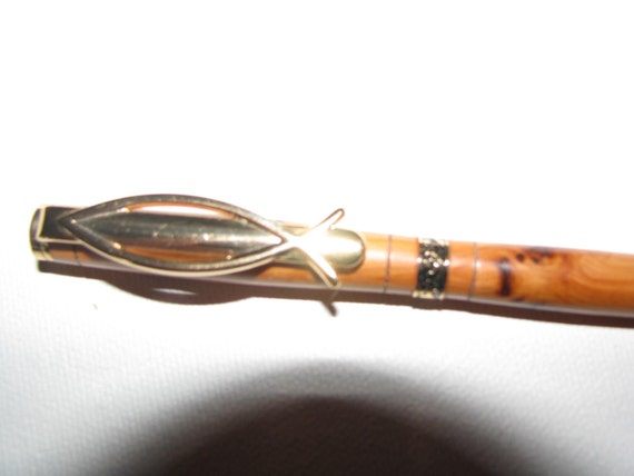 Custom writing pens