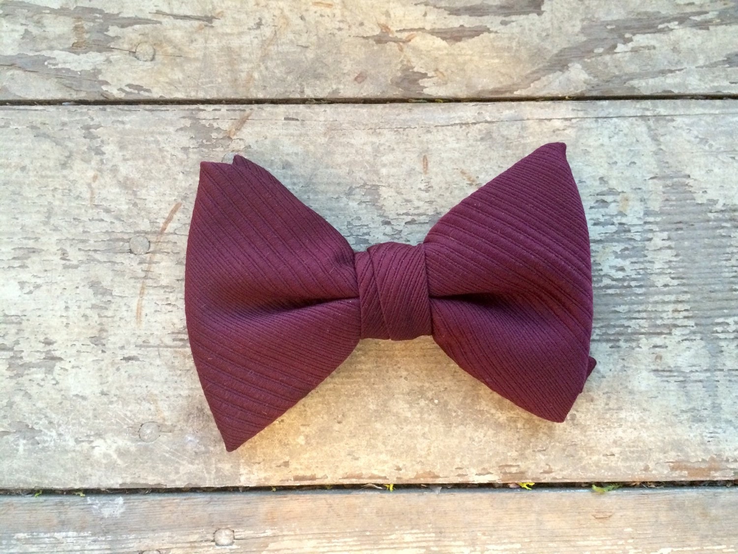 mens maroon bow tie