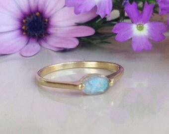 20% off- SALE!! Labradorite Ring - Grey Ring - Genuine Gemstone - Gold Ring - Stacking Ring - Prong Ring - Simple Ring - Rainbow Ring