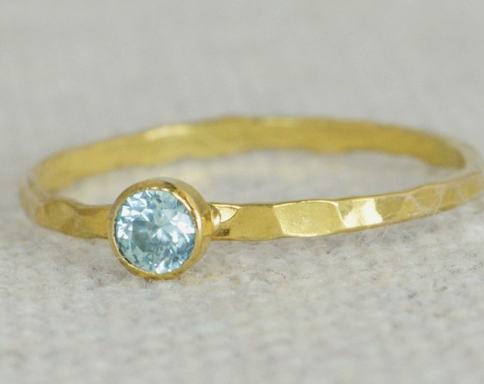 Dainty Gold Filled Aquamarine Ring, Hammered Gold, Stacking Rings, Mothers Ring, March Birthstone Ring, Aquamarine Ring, Aqua Ring, Alari