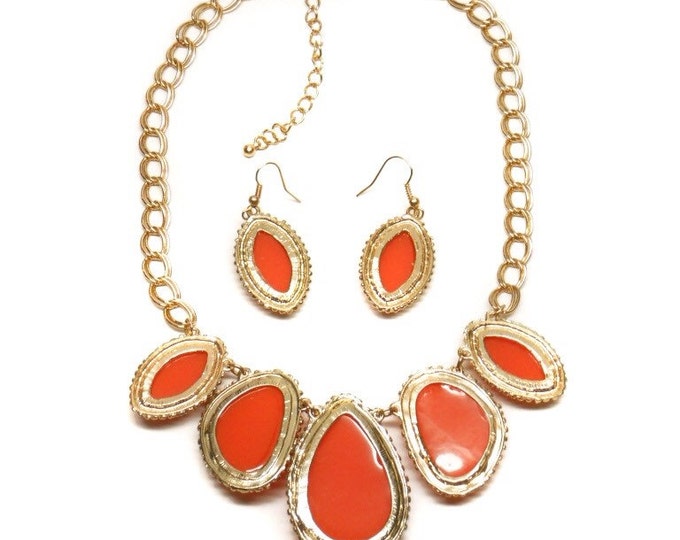 Storewide 25% Off SALE WOW Vintage Gold Tone Luscious Orange Druzy Necklace & Matching Earring Set Featuring Large Eclectic Teardrop Design