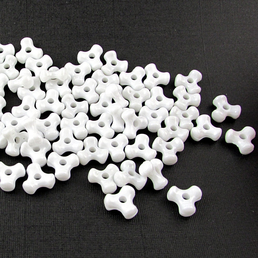 Opaque White Plastic Tri Beads, 11mm Triangles, Interlocking Propeller