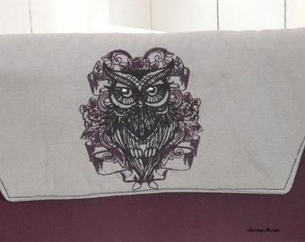 Owl Clutch