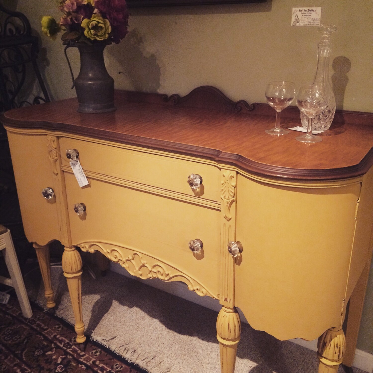 Lovely small sideboard Haute Juice