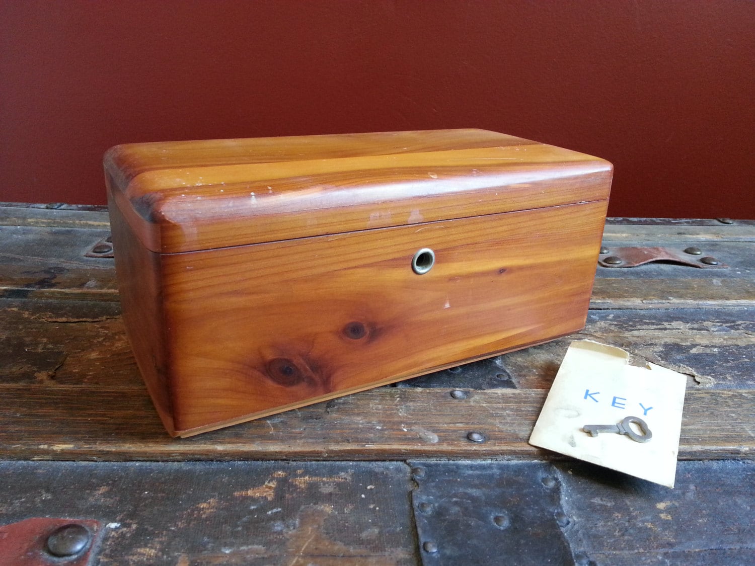 Vintage Lane Cedar Chests Altavista Va Lefevre Brothers