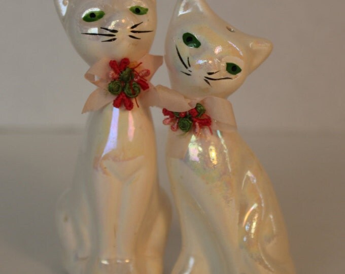 Vintage Lusterware Iridescent Cats Salt and Pepper Shakers