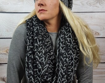 Black and Gray Infinity Scarf, Crochet Cowl Scarf, Circle Scarf, Loop Scarf, Black and Gray Infinity Scarf - Can be worn 2 different ways!