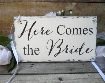 Here Comes the Bride Sign, Wedding Decor, Rustic Wooden Wedding Signs, Vintage wedding, Wedding Decor, Photo Prop Signs, Bridal Gift.