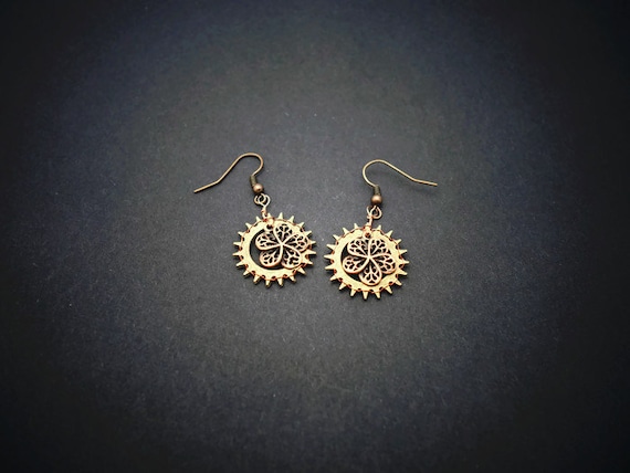 Steampunk earrings, gear earrings, copper gear and leaves earrings by Vegetalica steampunk buy now online