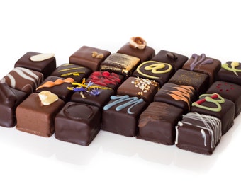 Fine chocolate morsels box, 12 unit per box, chocolate morsels, fine chcocolate, dark chocolat box, milk chocolate box, house charming gift