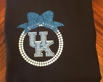 Kentucky Wildcat BBN Shirt with Bow and Pearls. BBN shirt. wildcat shirt. Chevron UK Shirt. University of Kentucky Shirt. shirt. tshirt. uk.