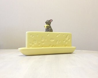 Cute kitsch mouse cheeseboard, china mouse cheese board, china mouse figurine, ceramic cheeseboard, porcelain cheeseboard, cheese lover gift