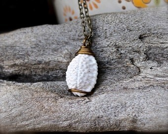 Hawaiian Seashell Necklace - Ocean Inspired Necklace made in Hawaii - Seashell Jewelry from Hawaii - Hawaiian Jewelry - Oahu Beach Necklace