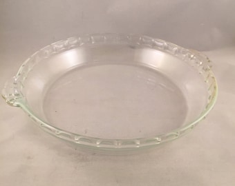 Vintage Pyrex Fluted Pie Plate #229 9-1/2"