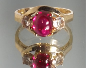 Vintage - ***Never Worn*** 14K Solid Yellow Gold Retro Ruby & Zircon Vintage Ring