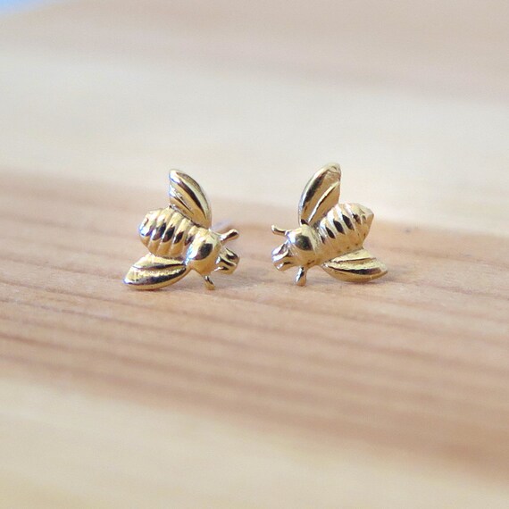 14K Gold Honey bee Earrings Bees jewelry Bee jewelry Gold