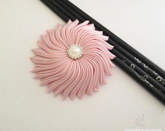 Pink fascinator, satin flower fascinator, bridesmaid hair piece, Baby Pink fascinator, wedding Hair accessory