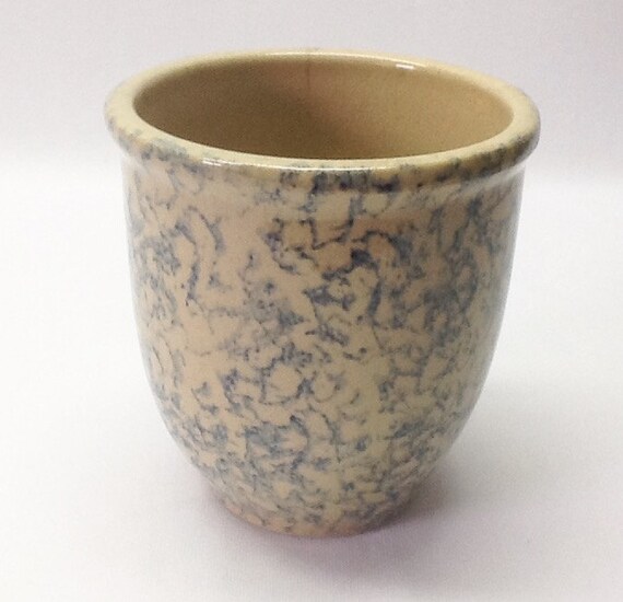 ROSEVILLE Pottery 1 Quart Oblong Jar / Bowl / Blue Spongeware