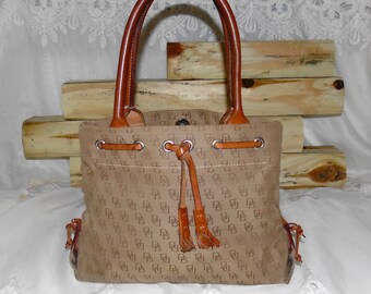 FREE SHIPPING - Vintage Dooney & Bourke Signature Handbag Purse Tote