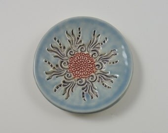Ring Holder-Starburst Flower Spoon Rest-Sky Blue and Pink Ceramic Flower Texture