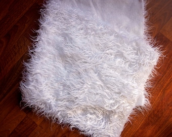 WHITE SHAGGY MONGOLIAN Long Pile Faux Fur,Faux Fur Fabric,Newborn Photo Prop,Faux Fur Prop,Basket Filler,Basket Stuffer,Craft Fur,Blanket