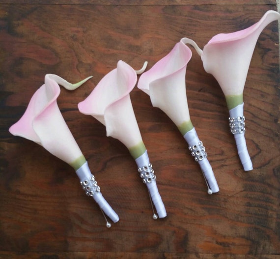 3 Real Touch Calla Lily Boutonniere Pink By Coniglioscreations