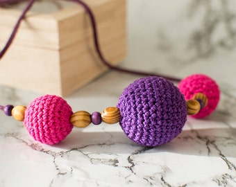 Crochet beads jewelry, crochet bijouterie, crochet necklace, violet pink crocket neclace, wooden beads jewelry, gift for her