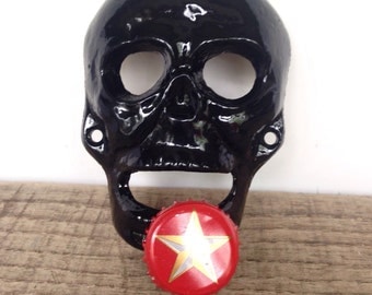 Cast Iron Skull Bottle Opener - Wall Mounted Beer Opener - Halloween Kitchen Decor - Stocking Stuffers For Men - Boyfriend Christmas Gift
