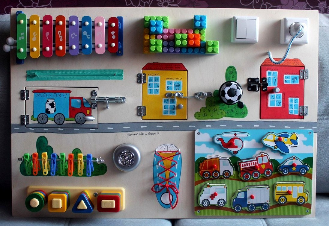 újrahasznosítás matatófal busy board fejlesztő játék gyereknek