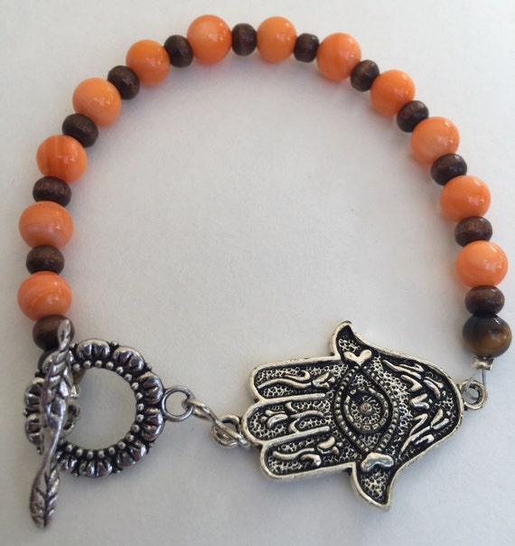 Items similar to Hamsa Bracelet on Etsy