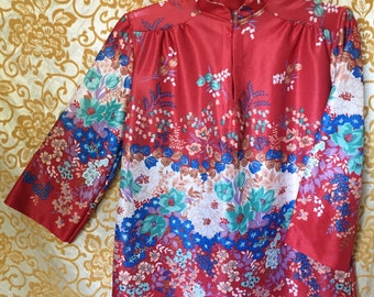 70s Red Floral Silky Small Kimono Traditional Top 3/4 Sleeve