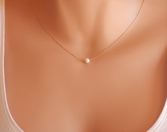 Bridesmaid Gift necklace Single Pearl Necklace Gold Dainty pearl necklace floating pearl necklace Pearl jewelry set delicate pearl necklace